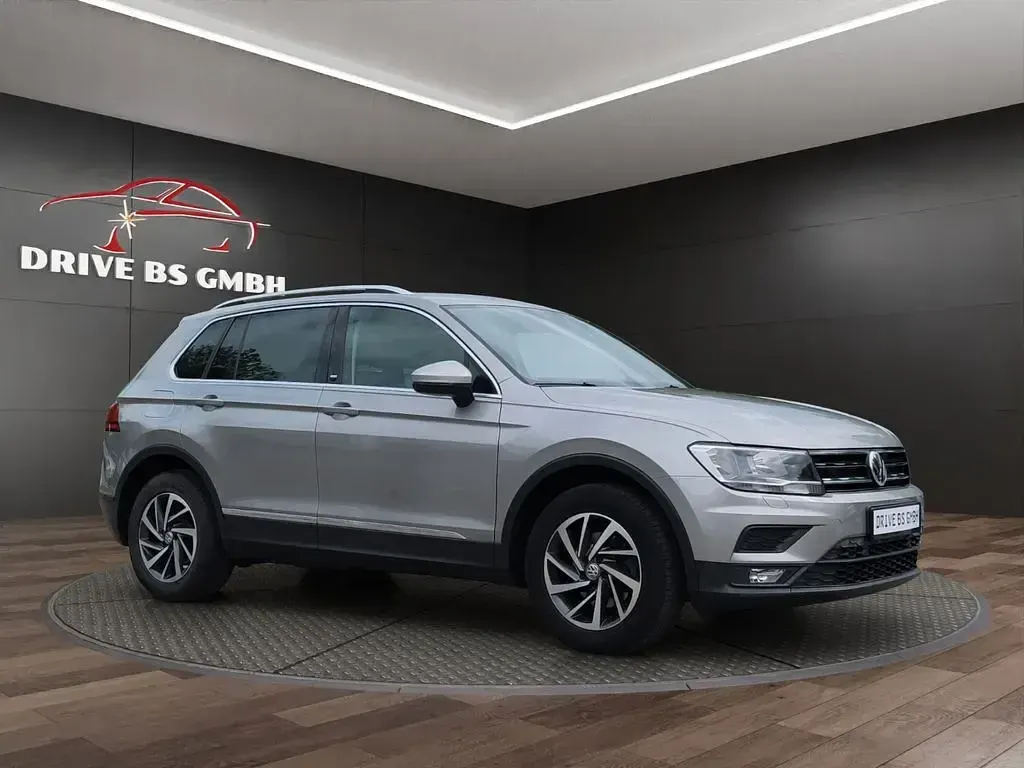 Gebraucht VW Tiguan 150 PS (110 kW) 2017 Silber SUV