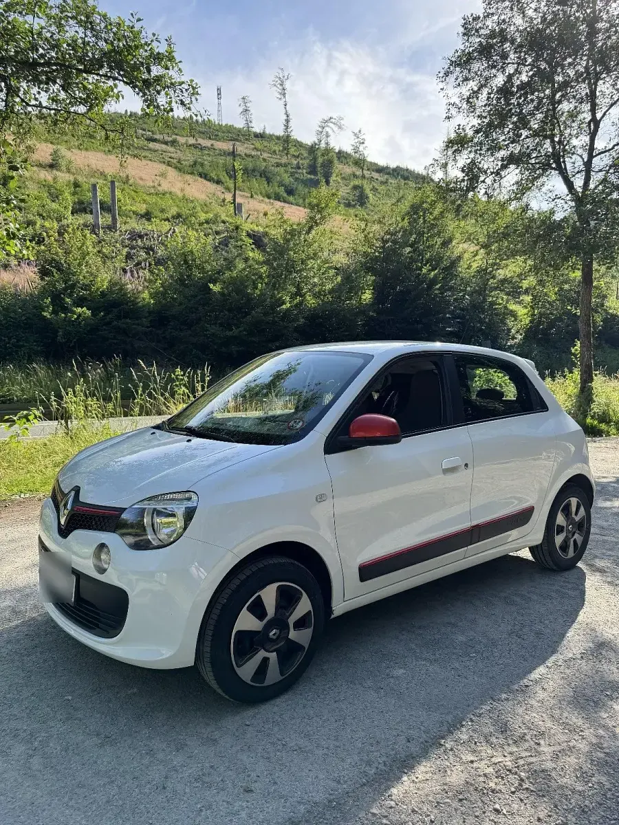 Gebraucht Renault Twingo 70 PS (51 kW) 2016 Weiß Kleinwagen