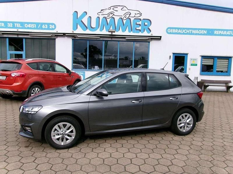Graphitegrau metallic Neu 2025 Skoda Fabia Selection Kleinwagen | 21.980 € (Guter Preis) - Bild 1/4