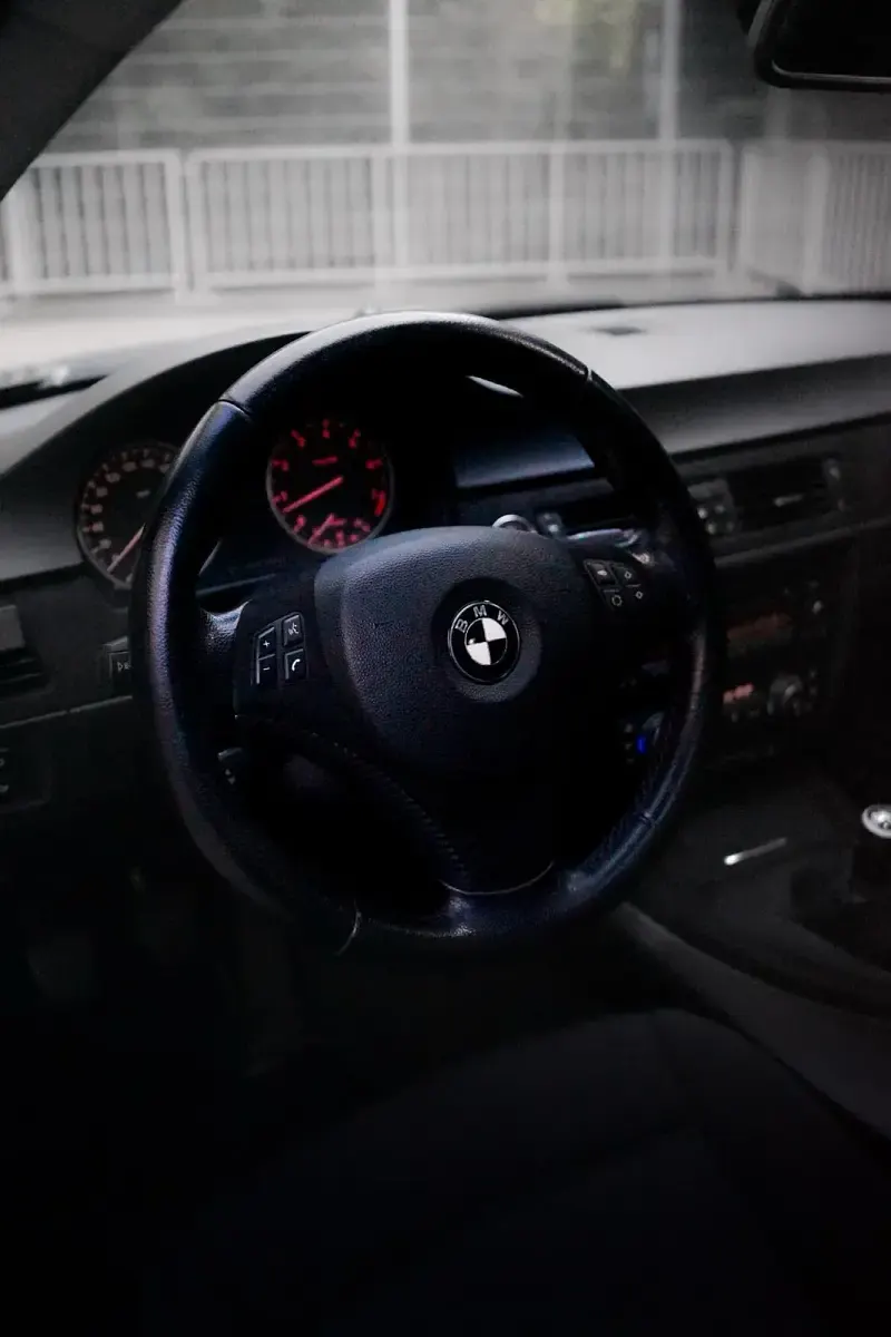Gebraucht BMW 320 170 PS (125 kW) 2008 Schwarz Coupé