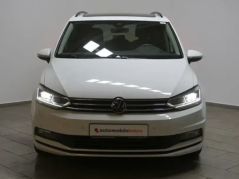Gebraucht VW Touran Comfortline 150 PS (110 kW) 2023 Pure white Van / Kleinbus