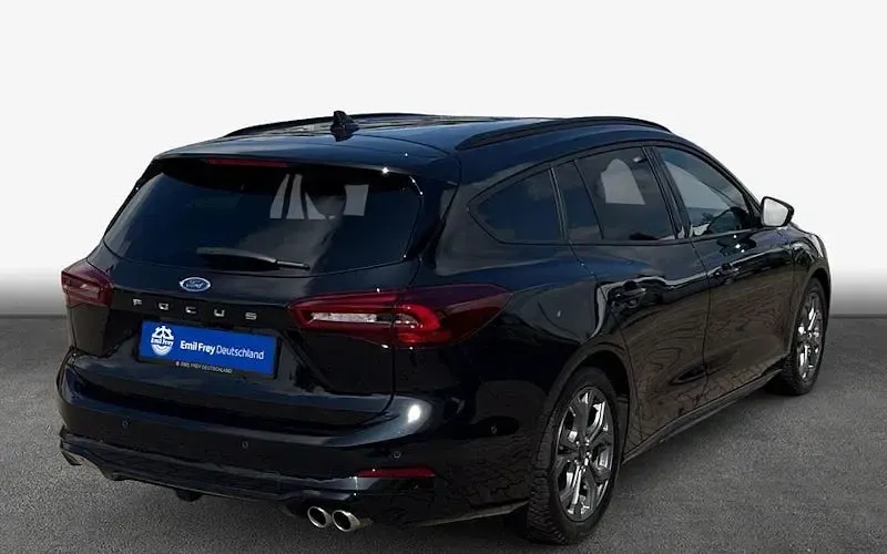 Gebraucht Ford Focus ST-Line X 155 PS (114 kW) 2025 Agate black metallic Kombi