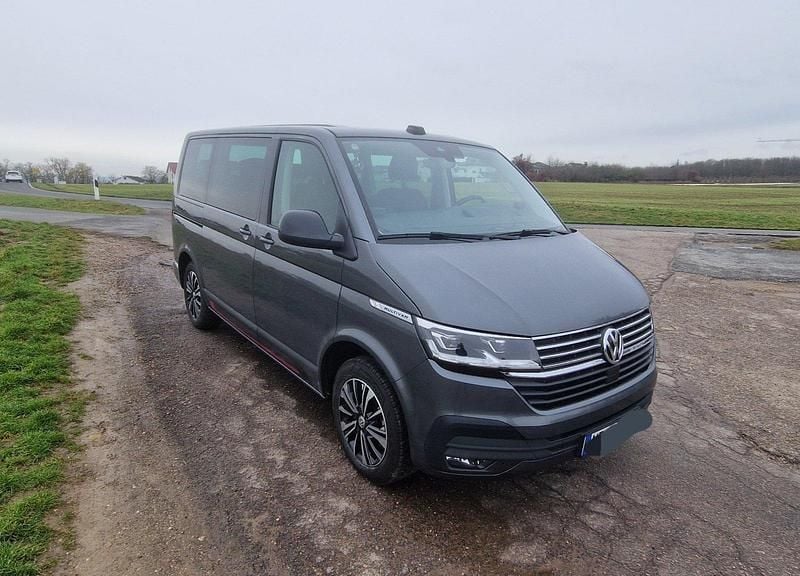 Grau Gebraucht 2021 VW T6.1 Edition Van | 41.500 € (Etwas zu teuer) - Bild 1/4