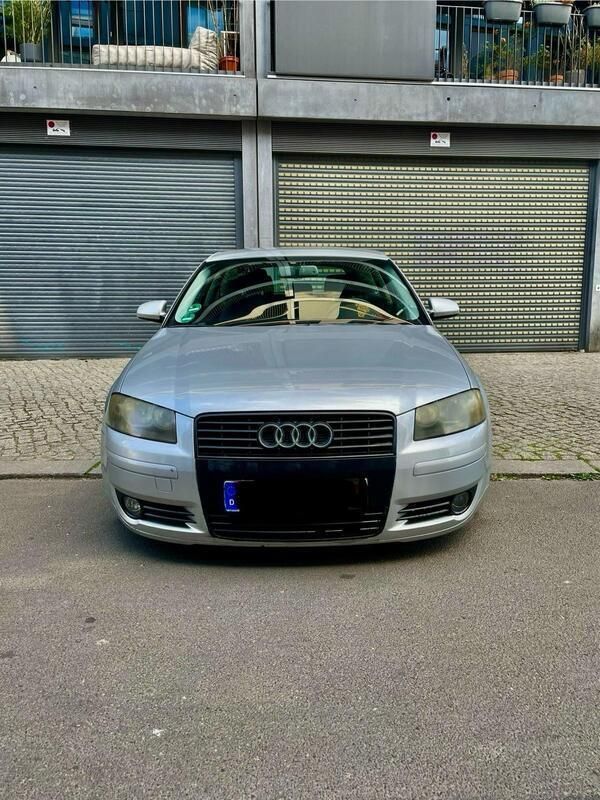 Silber Gebraucht 2005 Audi A3 Sport Limousine | 2.900 € (Fairer Preis) - Bild 1/4
