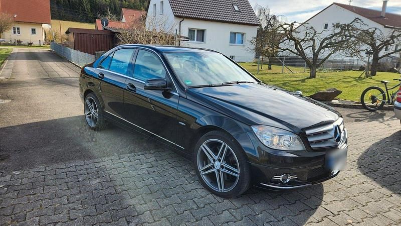 Gebraucht Mercedes 350 292 PS (214 kW) 2010 Schwarz Limousine