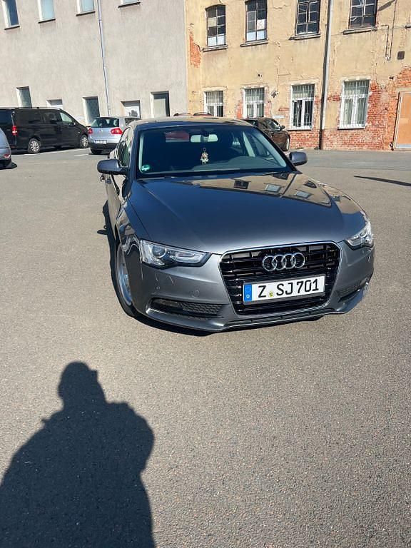 Gebraucht Audi A5 Sportback 177 PS (130 kW) 2012 Grau Kleinwagen