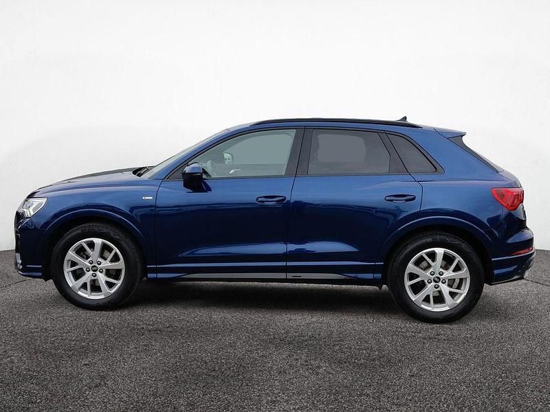 Gebraucht Audi Q3 S-Line 150 PS (110 kW) 2022 Navarrablau metallic SUV