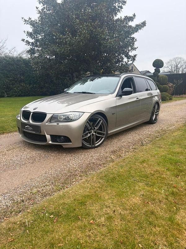 Gebraucht BMW 320 Comfort Edition 184 PS (135 kW) 2011 Kombi