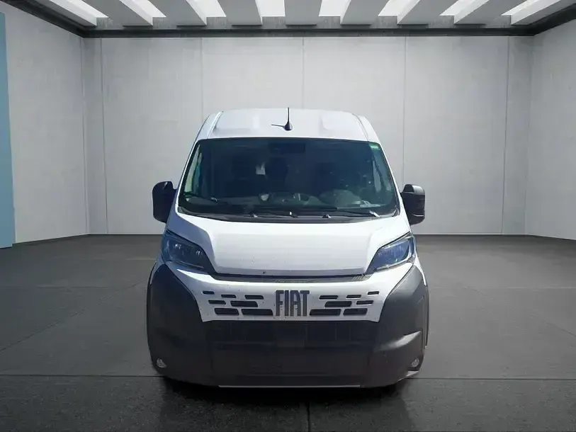 Gebraucht Fiat Ducato 180 PS (132 kW) 2024 Weiß Van