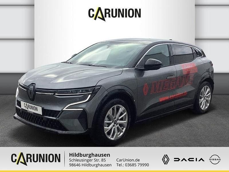 Dolomitgrau, black pearlschwarz metallic Gebraucht 2022 Renault Mégane Techno Limousine | 23.990 € (Superpreis) - Bild 1/4