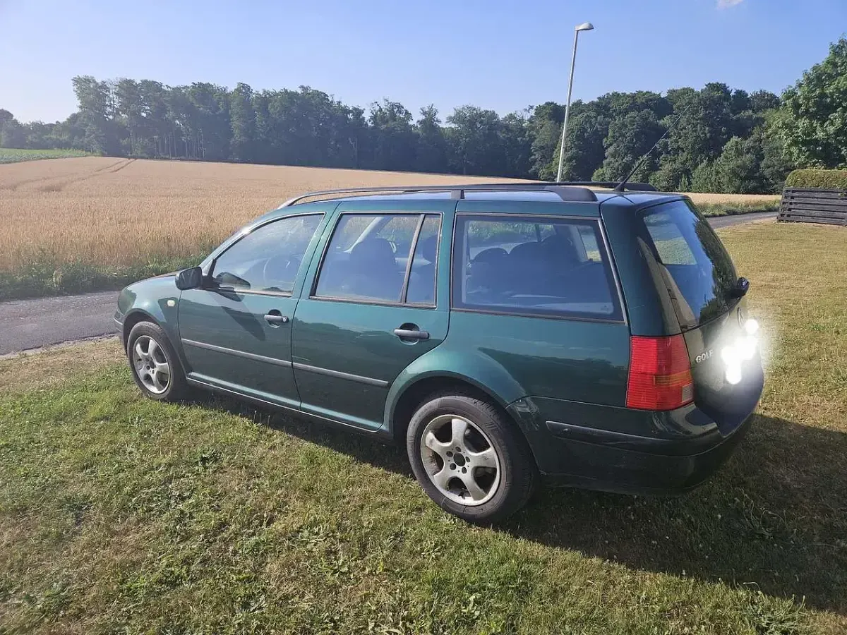 Gebraucht VW Golf IV Edition 101 PS (74 kW) 2000 Kombi