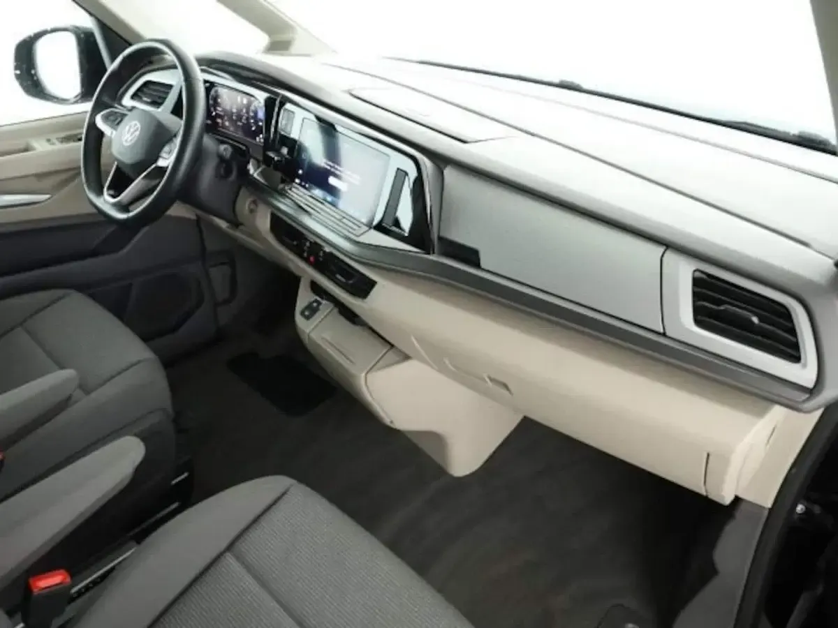 Occasion VW Multivan Basis 150 ch (110 kW) 2025 Monospace