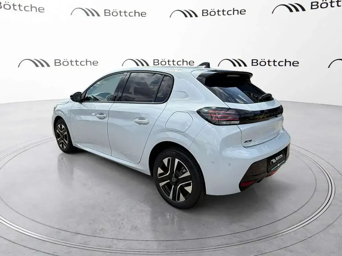 Neu Peugeot 208 Allure 101 PS (74 kW) 2025 Weiss/typ aussenverkleidung metalliclackierung Kleinwagen