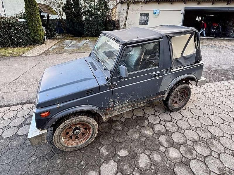 Schwarz Gebraucht 1986 Suzuki Samurai SUV | 990 € - Bild 1/4