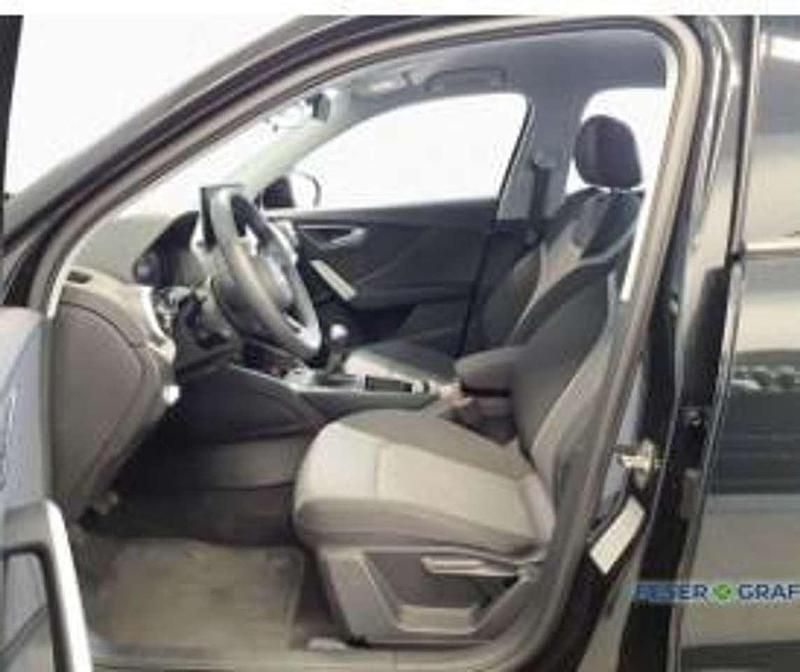 Gebraucht Audi Q2 S-Line 116 PS (85 kW) 2025 Mythosschwarz metallic SUV