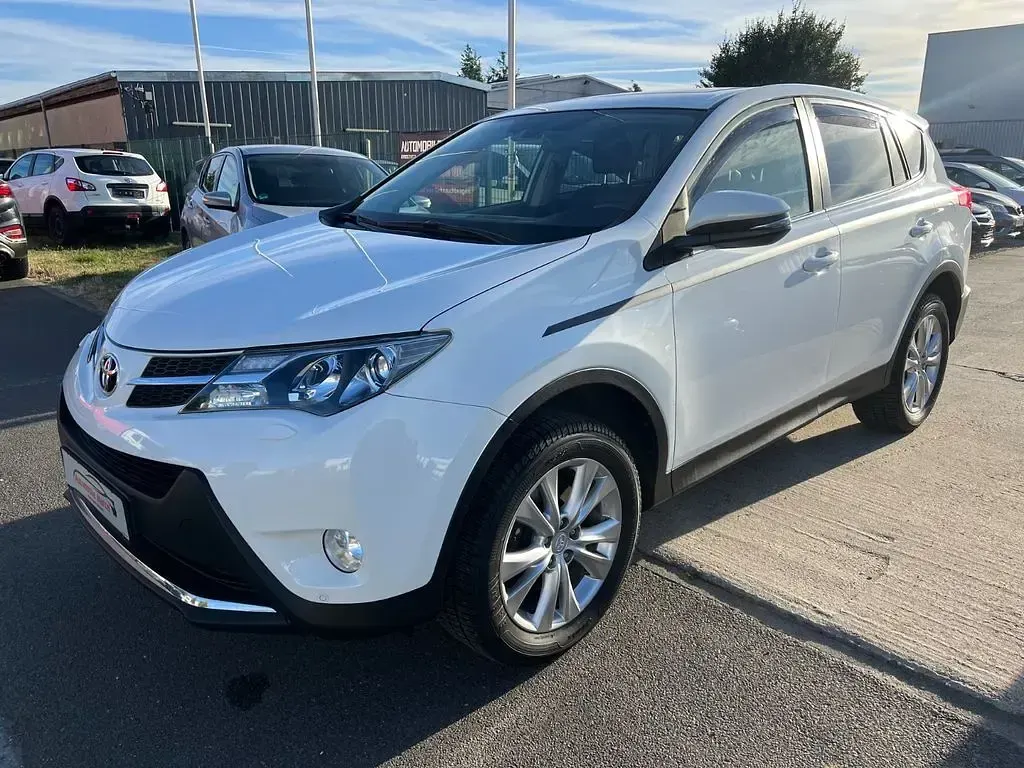 Gebraucht Toyota RAV4 Executive 151 PS (111 kW) 2014 Weiß SUV