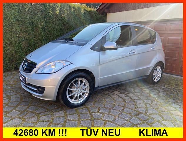 Gebraucht Mercedes A150 95 PS (69 kW) 2009 Silber (silber (polarsilber)) Limousine