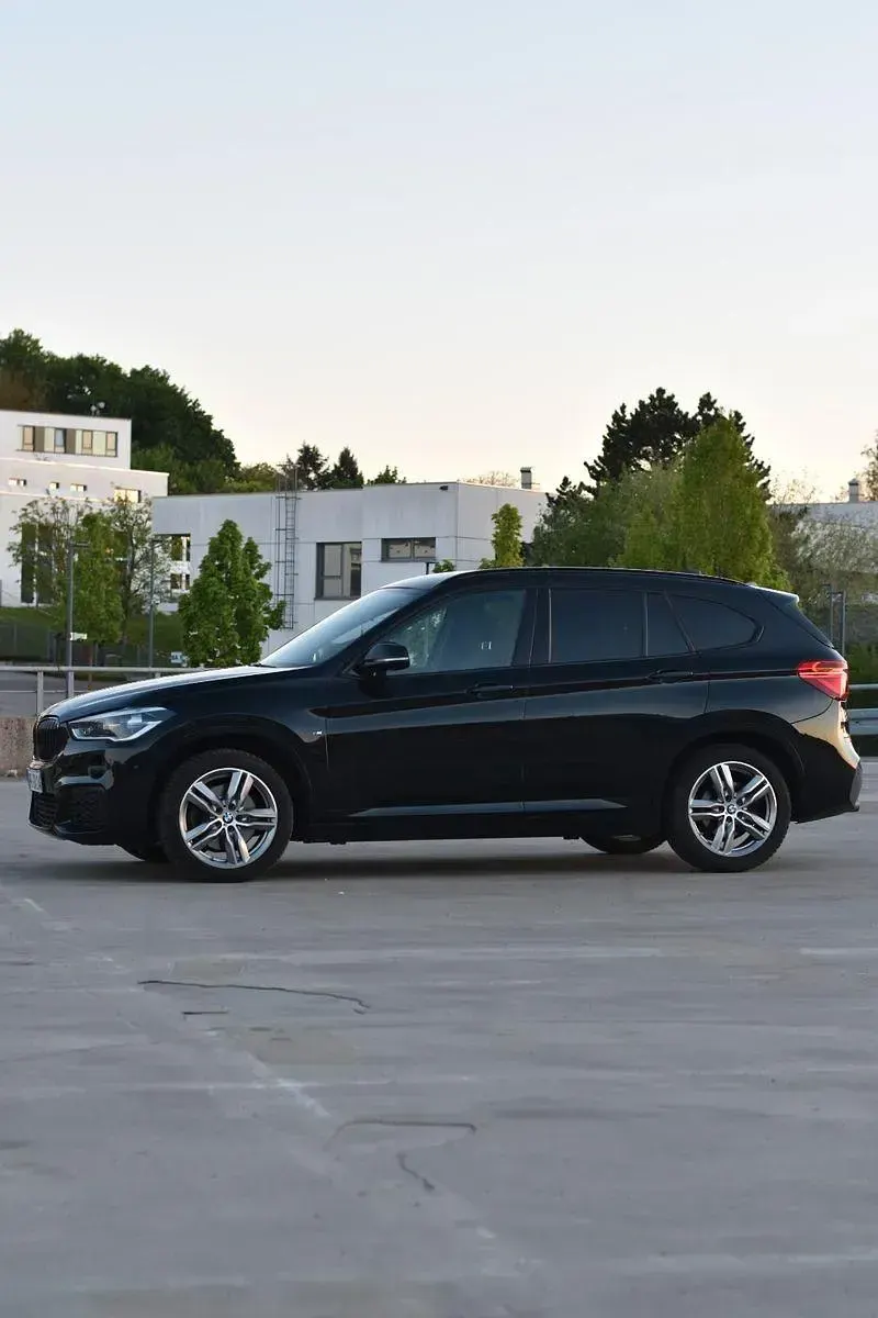 Second-hand BMW X1 M Sport 193 CP (141 kW) 2019 Negru SUV