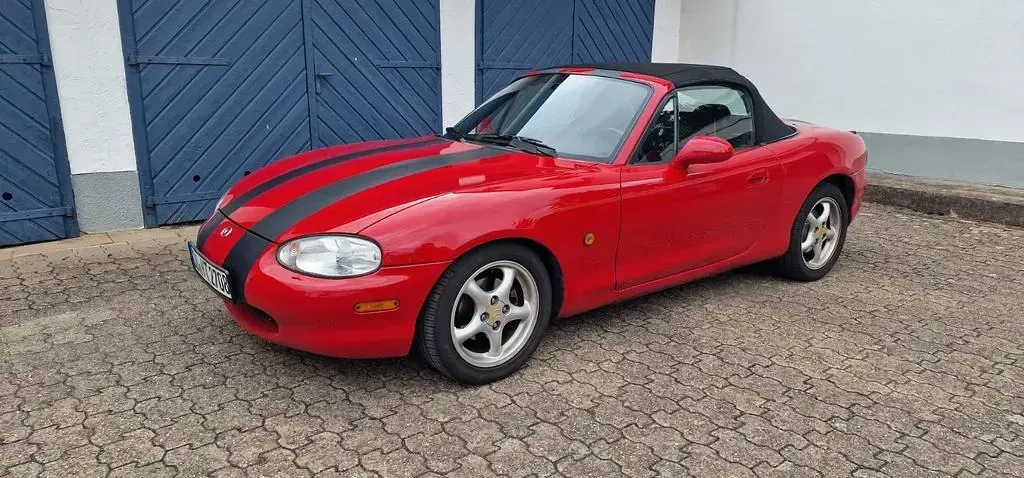 Gebraucht Mazda MX5 140 PS (102 kW) 1999 Rot Cabrio