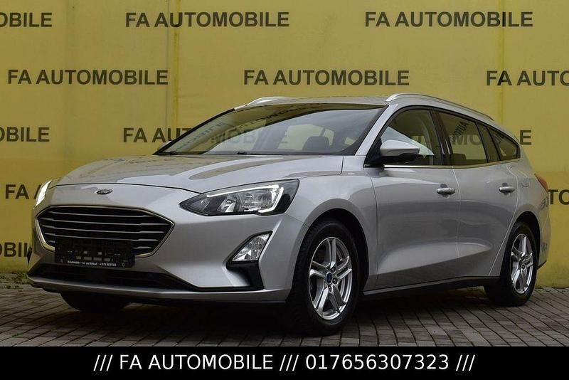 Silber Gebraucht 2021 Ford Focus Cool & Connect Kombi | 14.900 € (Fairer Preis) - Bild 1/4