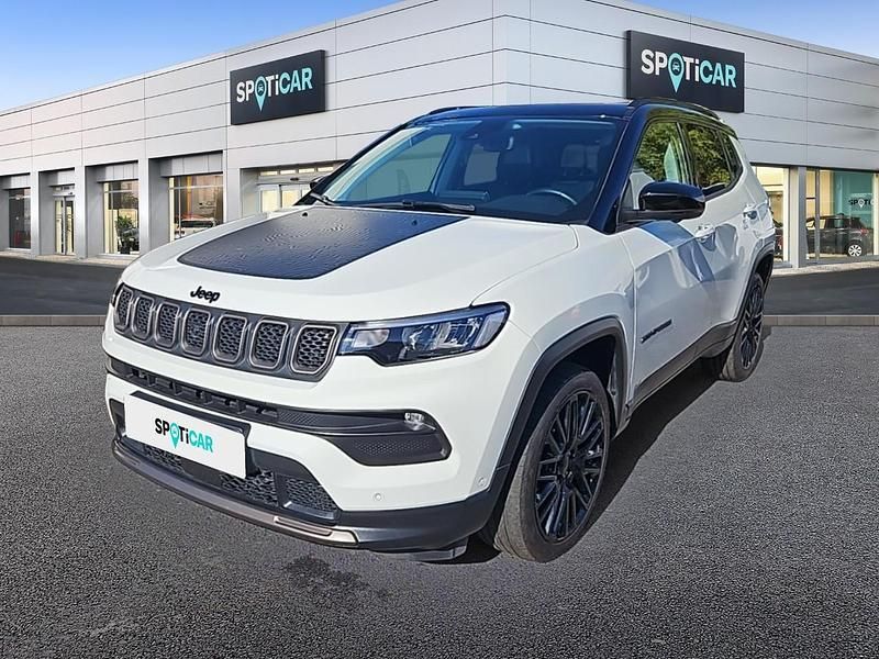 Weiß Gebraucht 2022 Jeep Compass Limited SUV | 24.980 € (Etwas zu teuer) - Bild 1/1