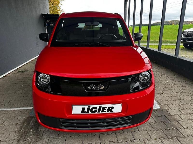 Neu Ligier Myli 2025 Rot Kleinwagen
