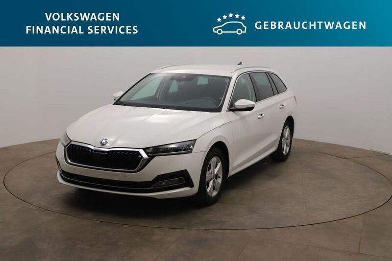 Weiß Gebraucht 2023 Skoda Octavia Style Kombi | 25.250 € (Guter Preis) - Bild 1/4