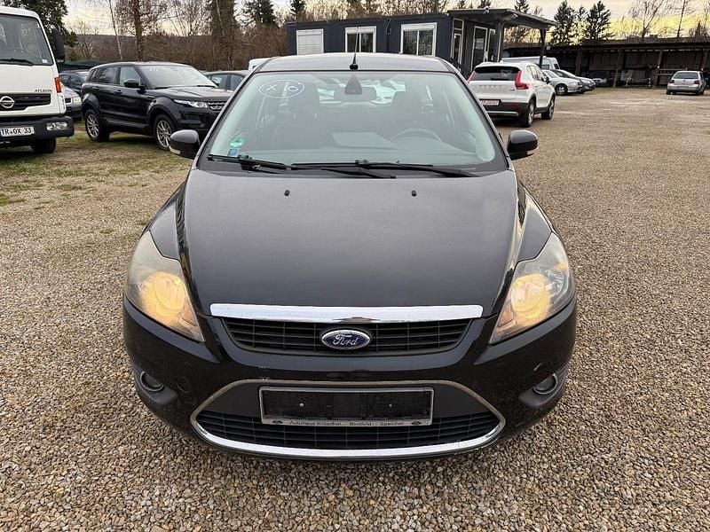 Schwarz Gebraucht 2009 Ford Focus Titanium Kombi | 1.900 € (Guter Preis) - Bild 1/4