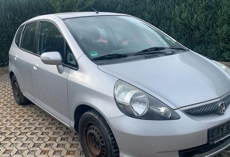 Silber Gebraucht 2006 Honda Jazz LS Kleinwagen | 4.399 € (Fairer Preis) - Bild 1/4