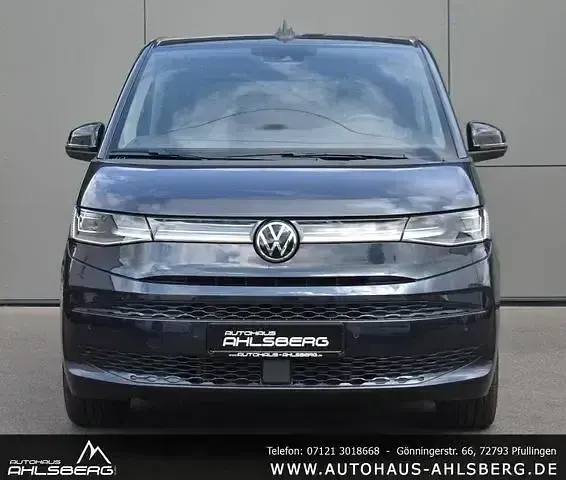 Usata VW Multivan Style 150 CV (110 kW) 2023 Blu Monovolume