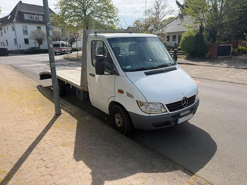 Używany Mercedes Sprinter 116 KM (85 kW) 2001 Biały