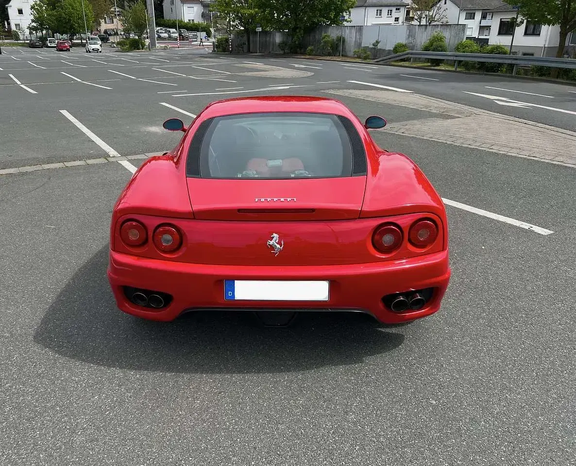 Second-hand Ferrari 360 400 CP (294 kW) 2002 Roșu Coupe