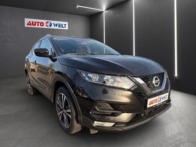 Gebraucht Nissan Qashqai 140 PS (102 kW) 2020 Schwarz SUV