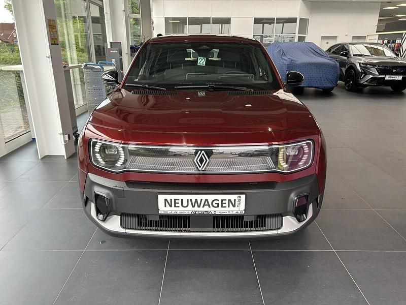 Nouă Renault 4 E-Tech Evolution 110 kW (150 CP) 2025 Roșu SUV