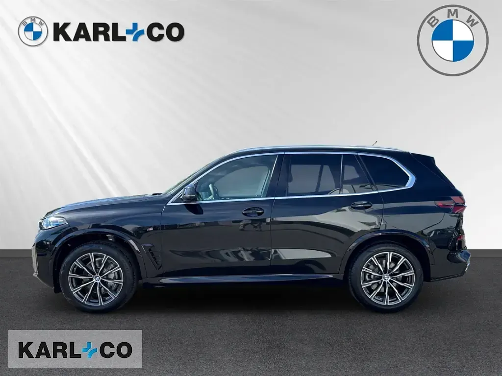 Neu BMW X5 M Sport 286 PS (210 kW) 2026 Black sapphire metallic (schwarz) SUV