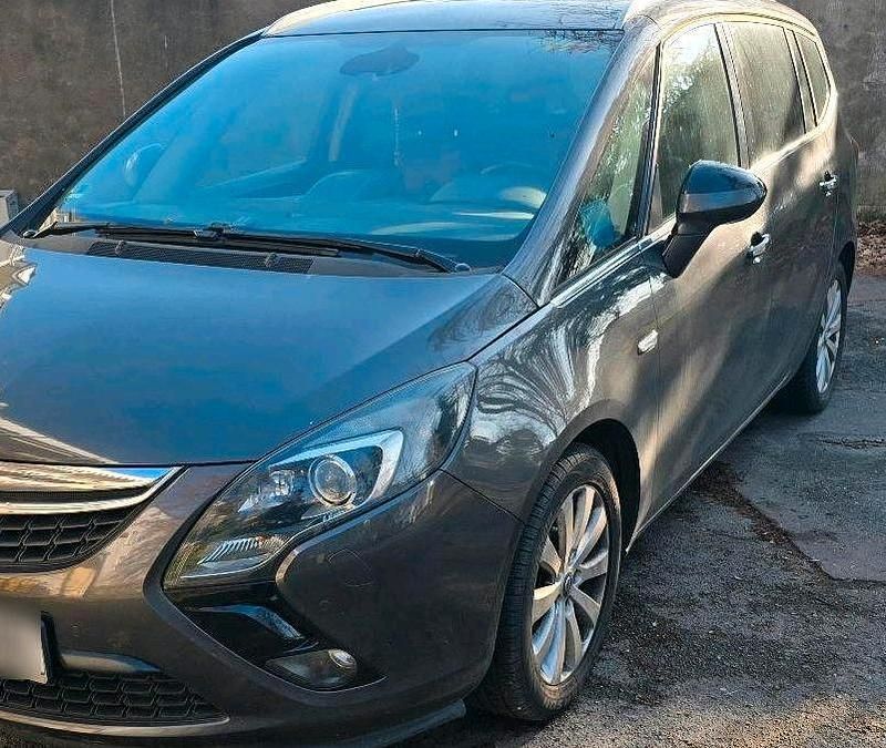 Gebraucht Opel Zafira Tourer 165 PS (121 kW) 2012 Schwarz Van / Kleinbus