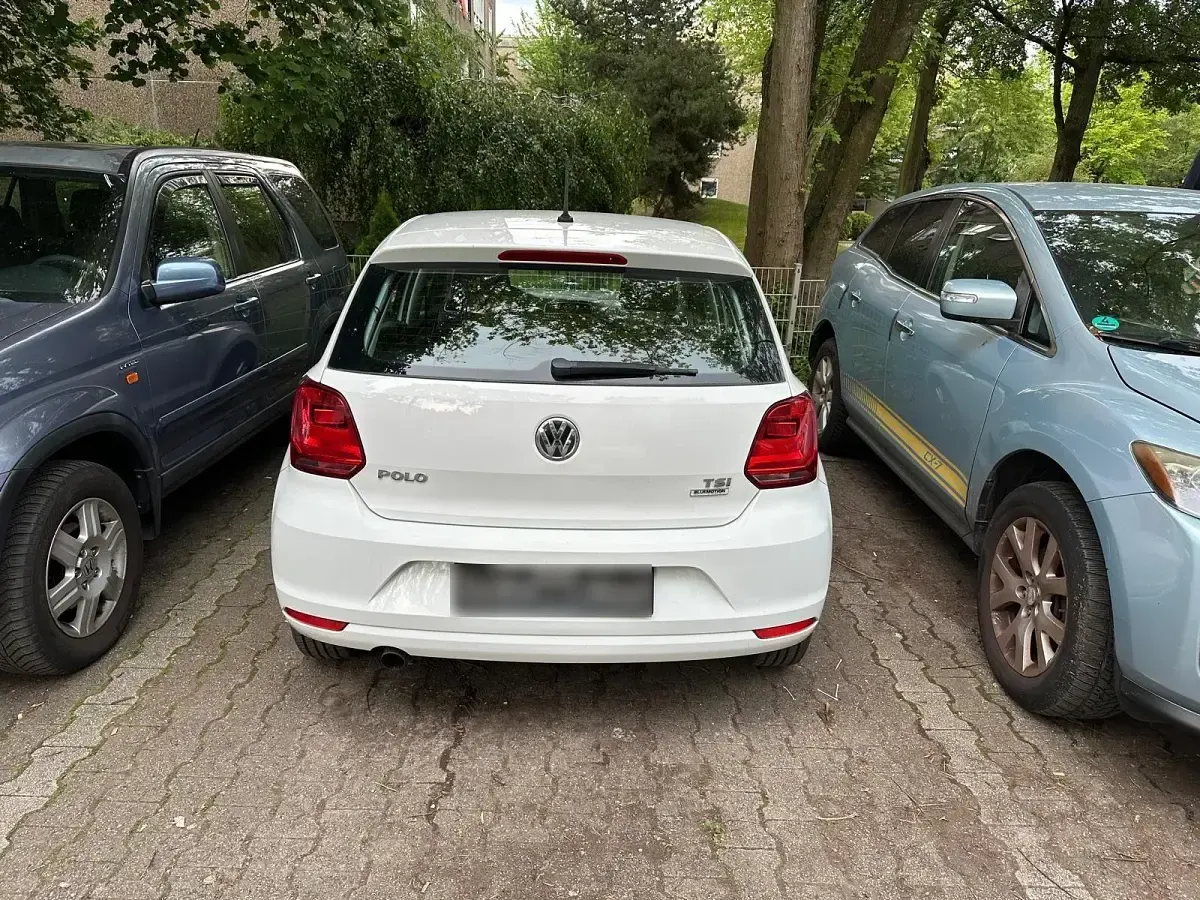 Gebraucht VW Polo Comfortline 90 PS (66 kW) 2016 Weiß Kleinwagen