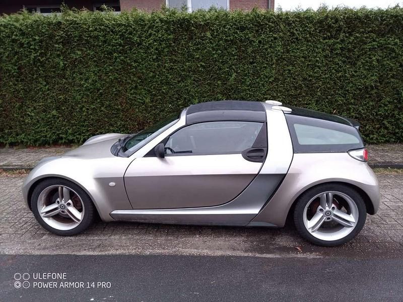 Grau Gebraucht 2004 Smart Roadster Cabrio | 3.800 € (Guter Preis) - Bild 1/4