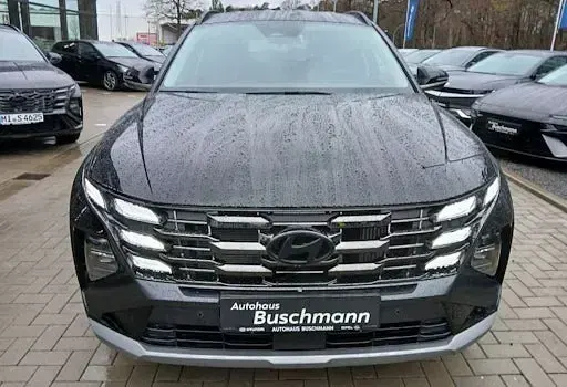 Gebraucht Hyundai Tucson Trend 136 PS (100 kW) 2026 Schwarz SUV