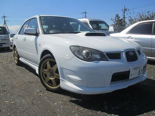 Weiß Gebraucht 2005 Subaru Impreza Kombi | 11.500 € - Bild 1/4