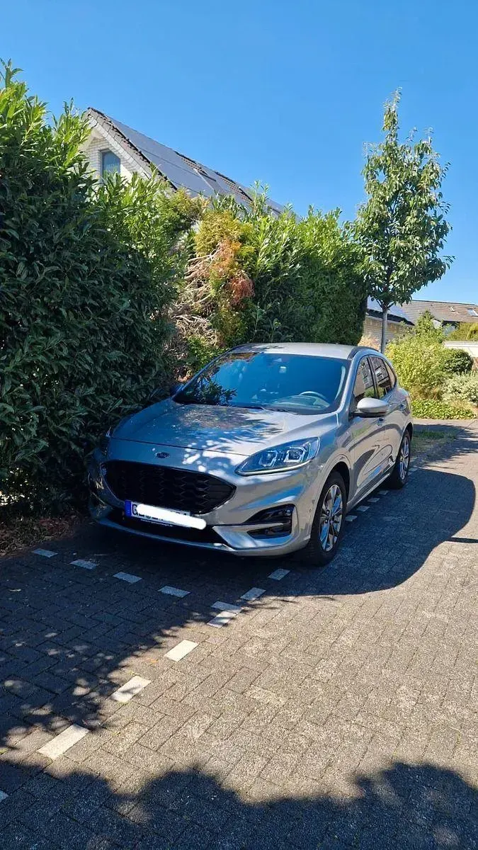 Gebraucht Ford Kuga ST-Line X 150 PS (110 kW) 2021 Silber SUV