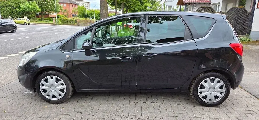 Gebraucht Opel Meriva Active 110 PS (80 kW) 2013 Karbonschw graphitschw midnigh Van / Kleinbus