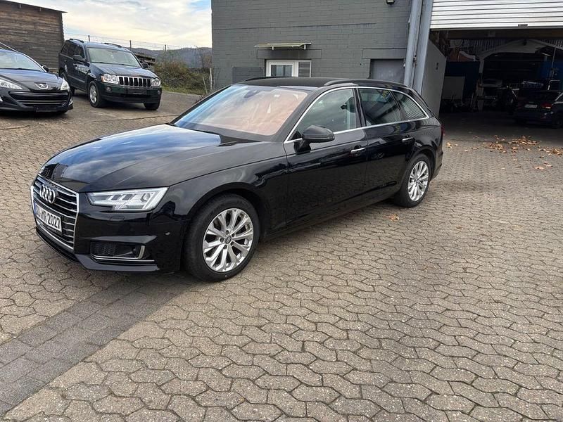 Schwarz Gebraucht 2019 Audi A4 Design Kombi | 17.500 € (Fairer Preis) - Bild 1/4