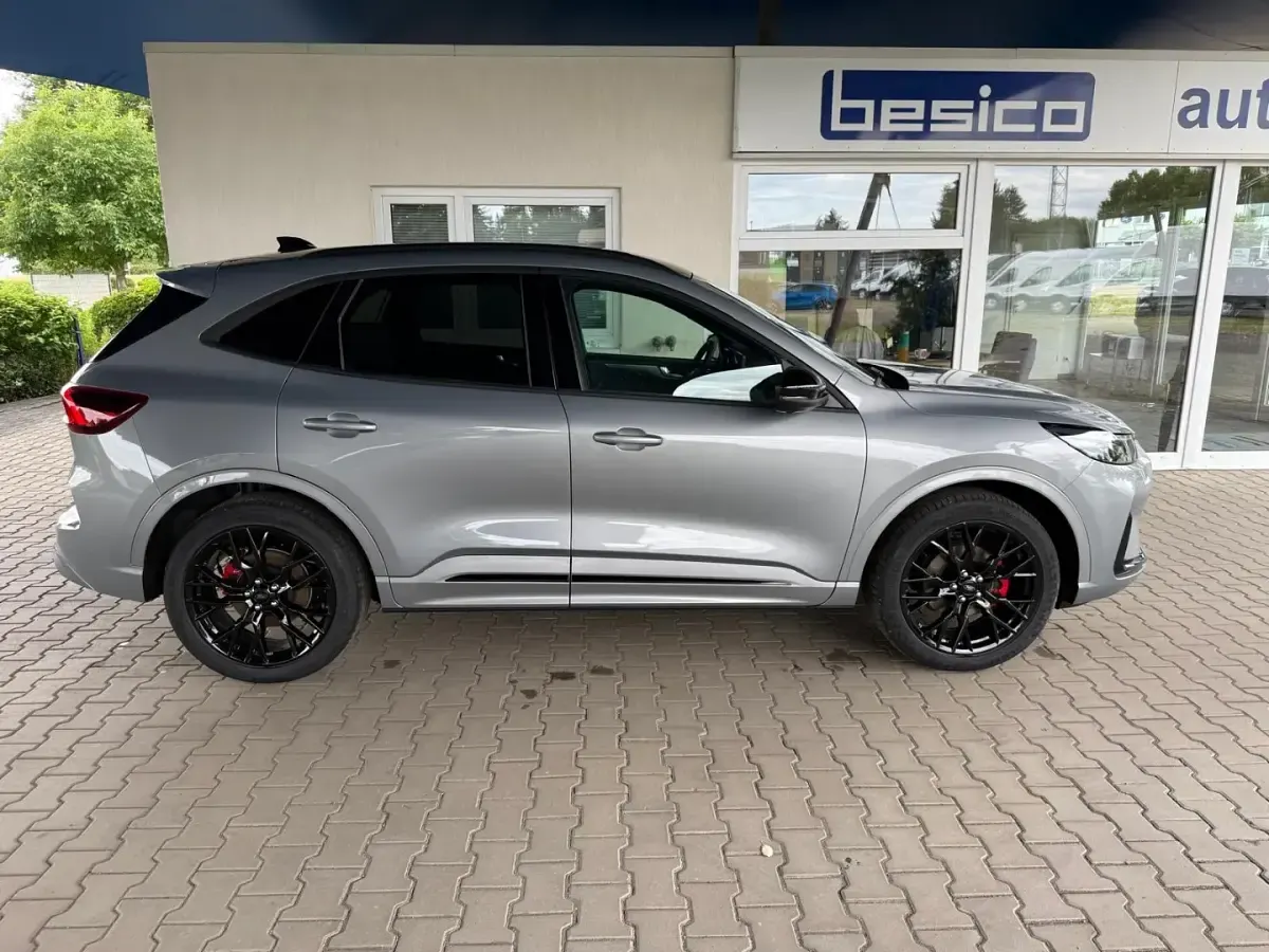 Neu Ford Kuga 183 PS (134 kW) 2026 Solar silver metallic (silber) SUV