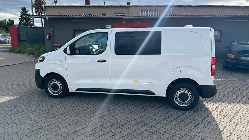 Gebraucht Citroën Jumpy 122 PS (89 kW) 2018 Weiß Van / Kleinbus