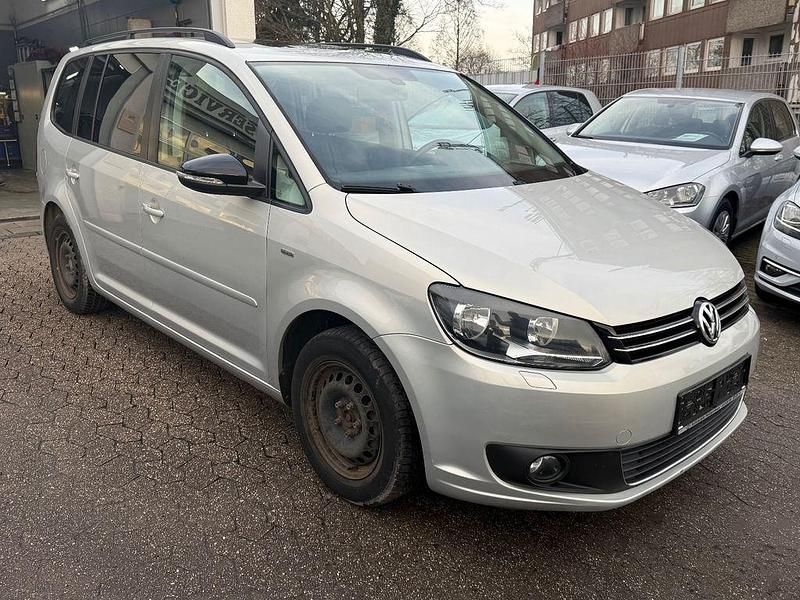 Gebraucht VW Touran Match 105 PS (77 kW) 2012 Silber Van / Kleinbus