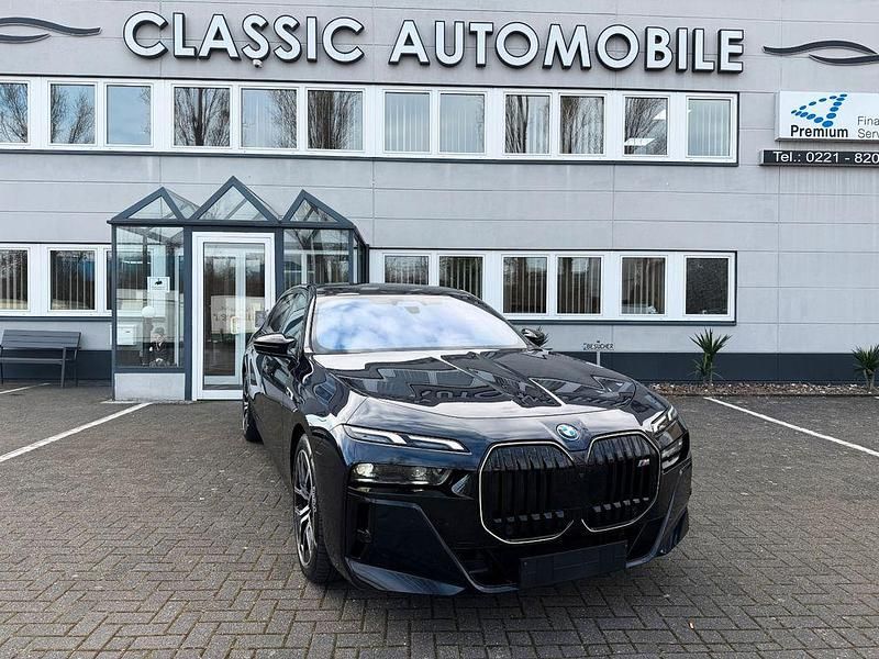 Gebraucht BMW i7 Performance 484 kW (659 PS) 2023 Schwarz Limousine