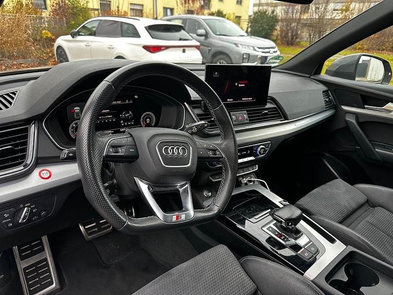 Grau Gebraucht 2022 Audi Q5 S-Line SUV | 35.490 € (Superpreis) - Bild 1/4