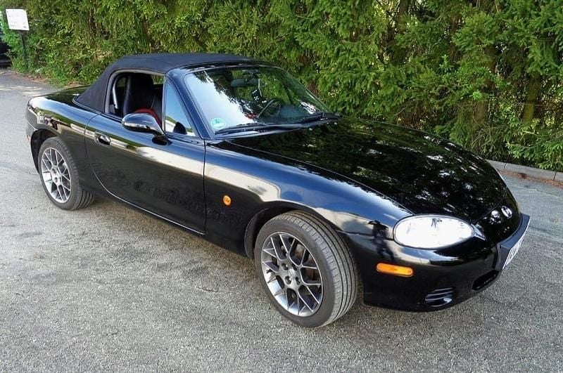 Gebraucht Mazda MX5 110 PS (80 kW) 2003 Schwarz Cabrio
