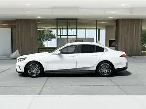Neu BMW i5 250 kW (340 PS) 2026 Weiß Limousine